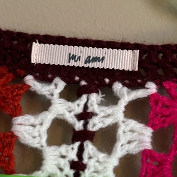 NWOT Mi Ami Pink and White Quilted Crocheted Pattern Tie Front Cardigan - Picture 3 of 3